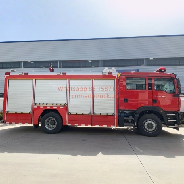 重汽汕德卡6吨消防车