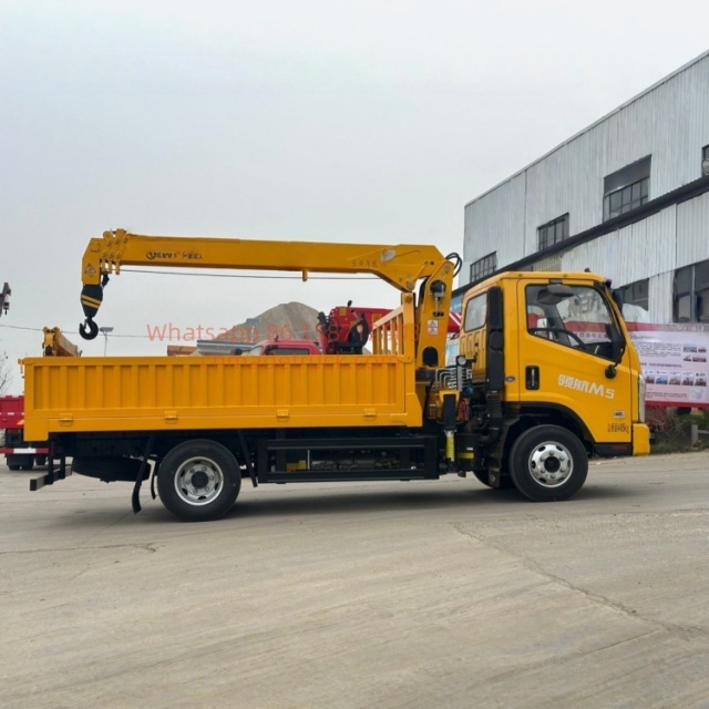 福田领航重载蓝牌随车吊卡车3360毫米轴距