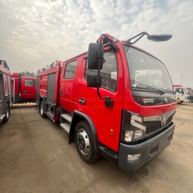 DFL Furika 5000L Water Tank / Foam Fire Truck