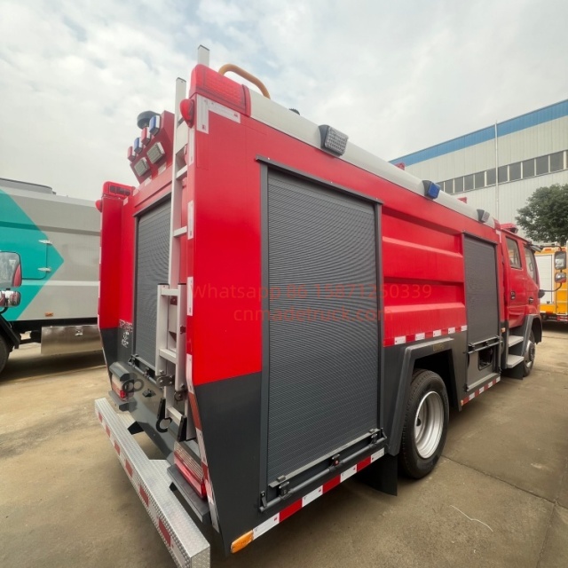 DFL Furika 5000L Water Tank / Foam Fire Truck