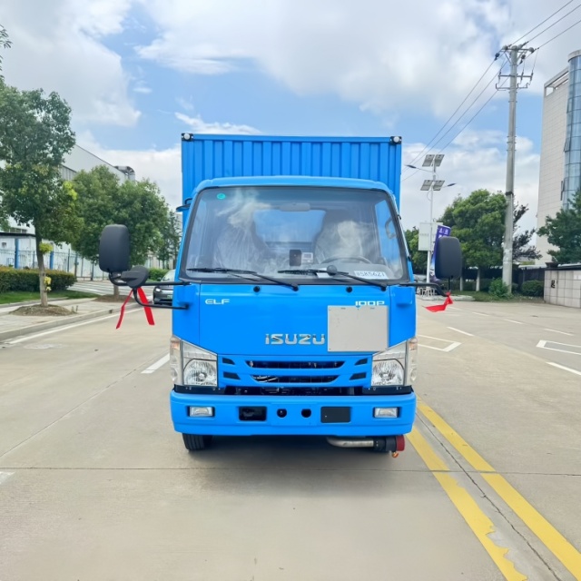 Isuzu box truck, logistics transport truck, urban distribution truck
