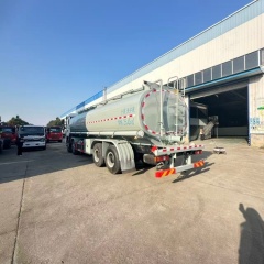 Shaanxi Automobile 8x4 Tank Truck, Crude Oil Transport Truck