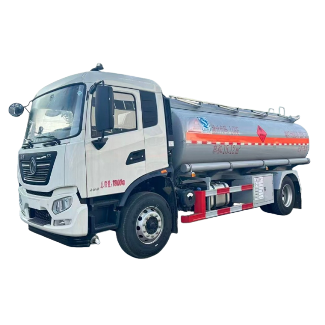 Dongfeng Tianjin 15-cubic-meter oil tank truck Diesel transport truck
