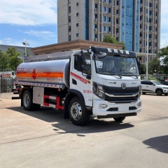 Dongfeng 10.2 cubic meter refueling tank truck