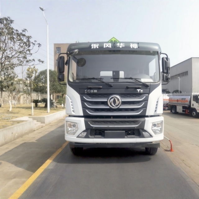 Dongfeng T5 15.5 cubic meter oil tank truck