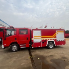 五十铃消防卡车