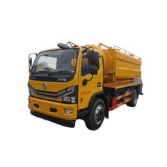 东风多利卡吸污卡车玉柴165马力3800mm轴距