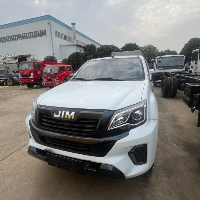 庆铃五十铃皮卡扫雪卡车3095毫米轴距五十铃143马力发动机