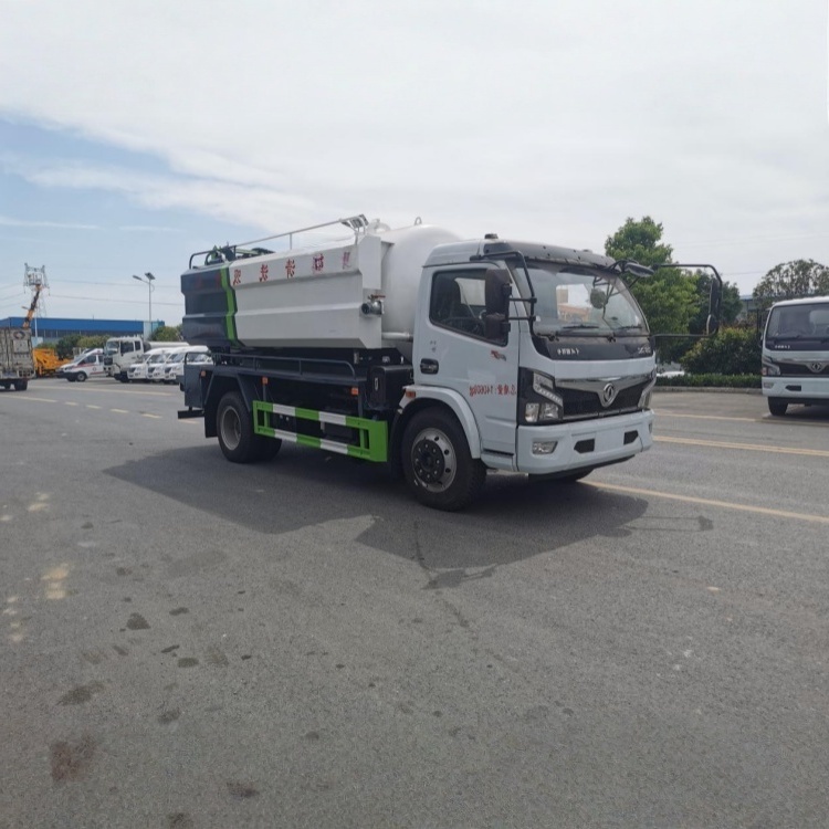 DFL Furika suction truck powered by Yuchai 135 horsepower engine with a displacement of 2970L