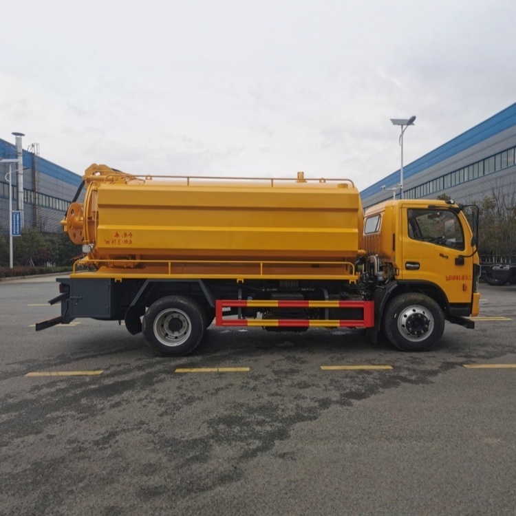 DFL Duolika sewage suction truck, Yuchai 165 horsepower, 3800mm wheelbase