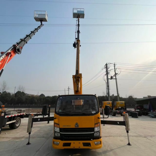 Sinotruk Howo Blue Plate Telescopic Boom (Straight Boom) Aerial Work Vehicle