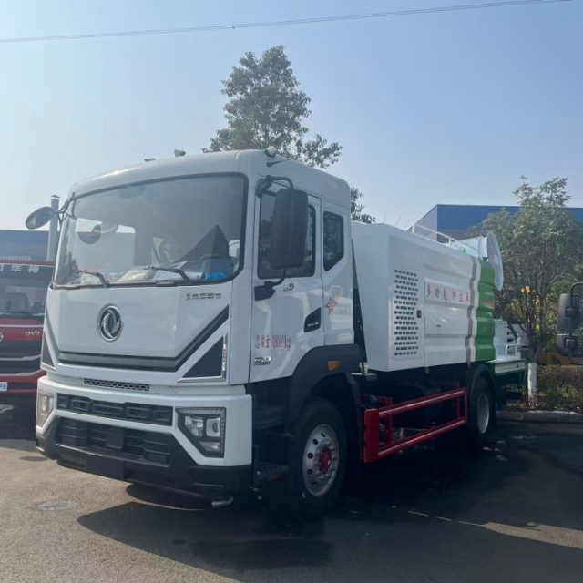 DFL 12000L multifunctional dust suppression truck