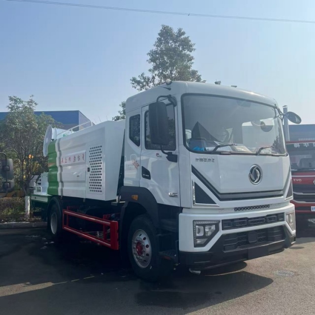 DFL 12000L multifunctional dust suppression truck