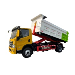 跃进蓝牌重载勾臂垃圾车3800mm轴距发动机潍柴130马力