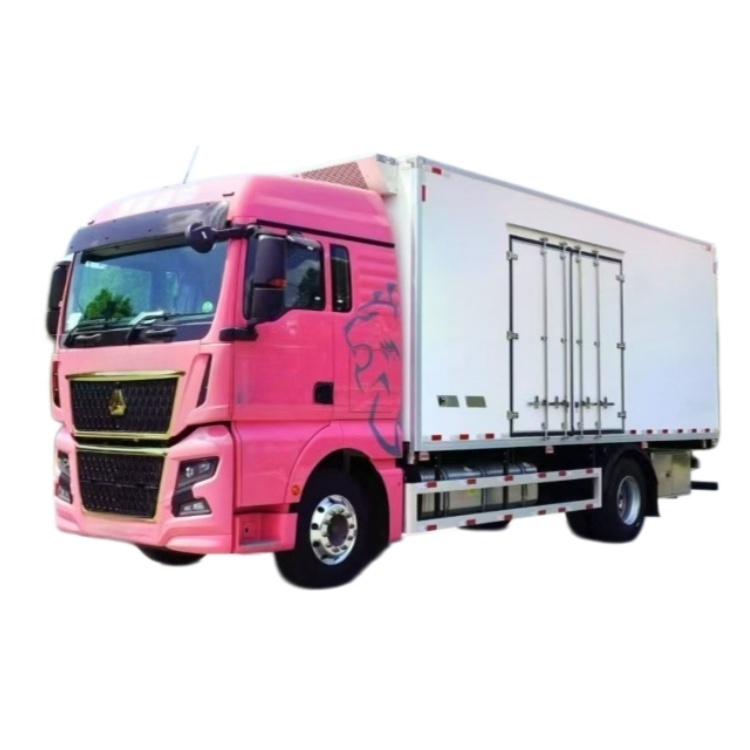 SINOTRUK SITRAK Refrigerated Truck (Pink) engine horsepower345hp emission standard Euro 6 maximum speed89Km/h