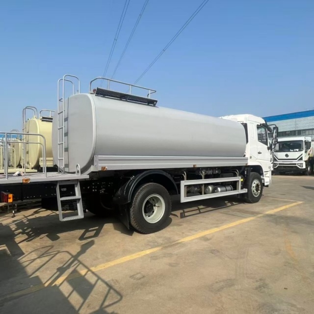 Shaanxi Automobile Delong L3000 12000L Sprinkler Truck
