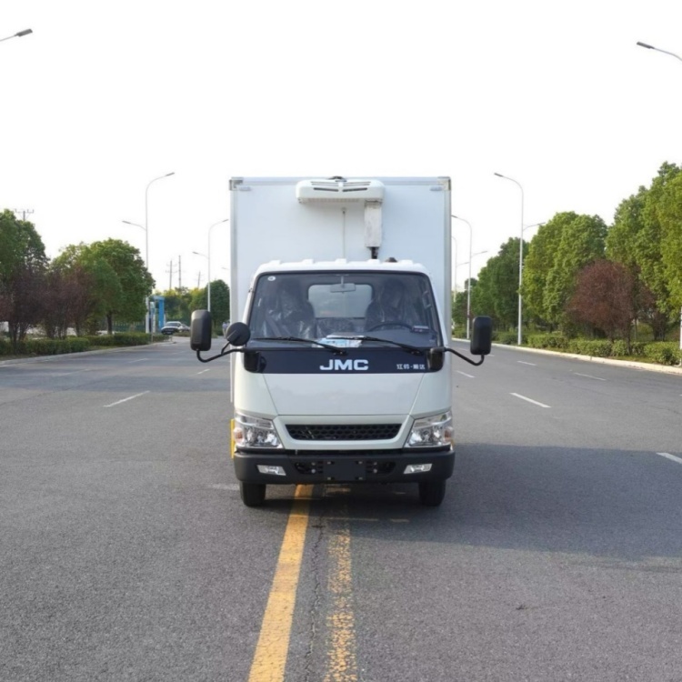 JMC  Wide-body National VI Blue Plate Cold Chain Refrigerated Transport Vehicle