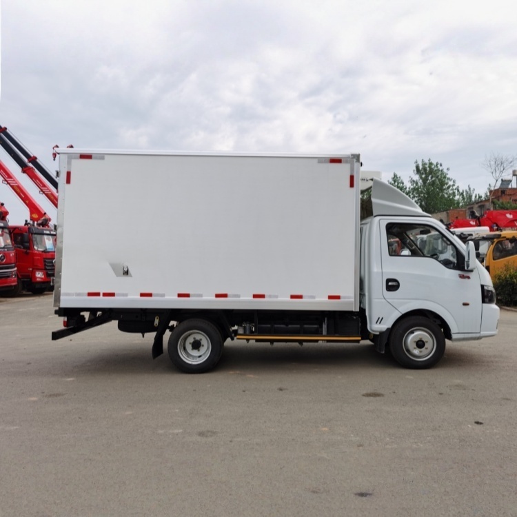 Dongfeng Tuyu T5 Small Blue-Plate Cold Chain Refrigerated Transport Vehicle