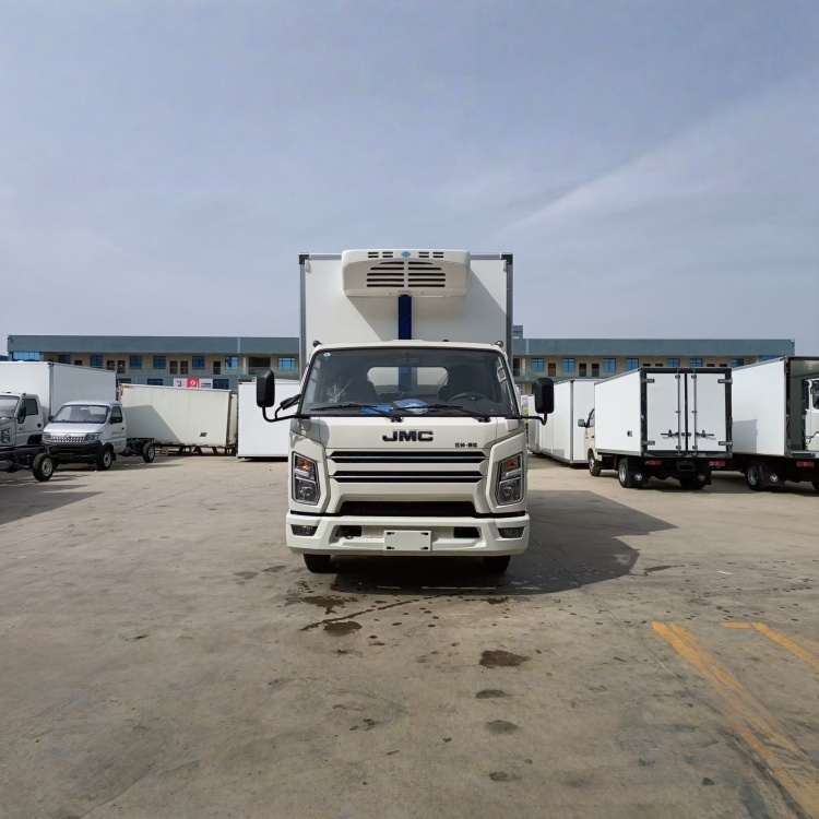 JMC  Wide-body National VI Blue Plate Cold Chain Refrigerated Transport Vehicle