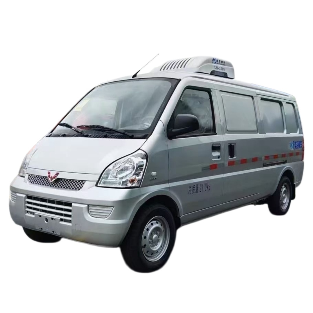 SGMW Closed Refrigerated Insulation Van, National VI Gasoline Cold Chain Freight Vehicle