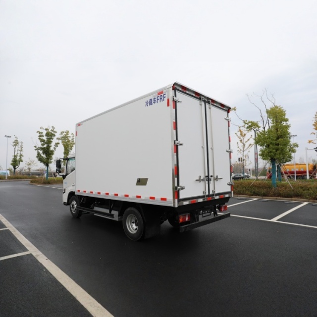 Geely Farizon Xingzhi H8E 4.2m New Energy Pure Electric Refrigerated Truck