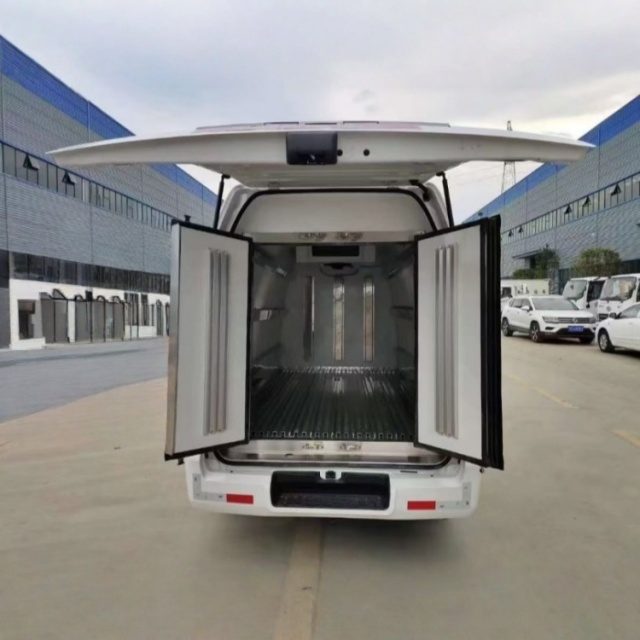 Foton G7 Small Food Fresh-Keeping Cold Chain Van