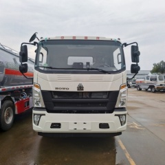 Sinotruk Howo 4×2 10000L oil tank truck for transporting gasoline, diesel and kerosene
