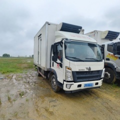 Sinotruk Howo 4.2-meter National VI Blue Light Refrigerated Light Truck