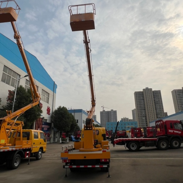 FAW  Tiger VR 13.5-meter Folding Arm Aerial Work Vehicle Hydraulic lifting platform truck