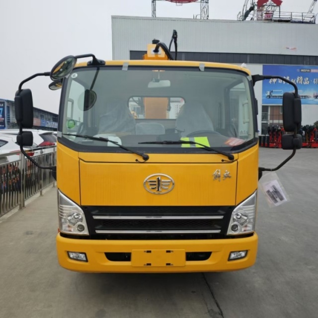 FAW 3-in-1 Multifunctional Aerial Work Truck (Lifting and Transportation Type)