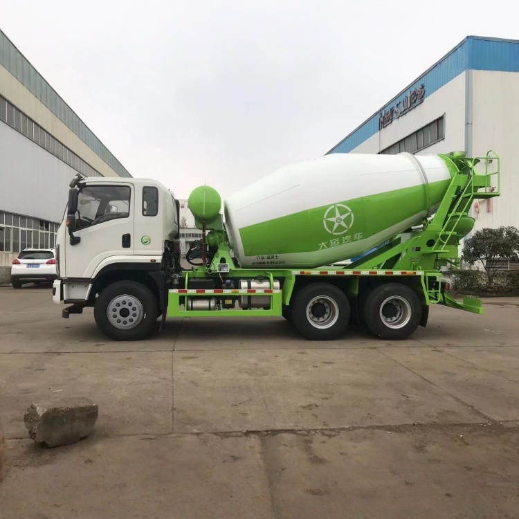 Dayun Zhisheng 245 Horsepower  Concrete Mixer Truck (Rear Eight-Wheel)