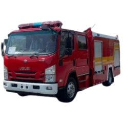 Isuzu water tank fire truck 3815 wheelbase Tank volume2000-3500 liters