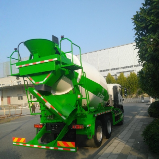 Dayun National VI 220 Horsepower 8x4 Concrete Mixer Truck