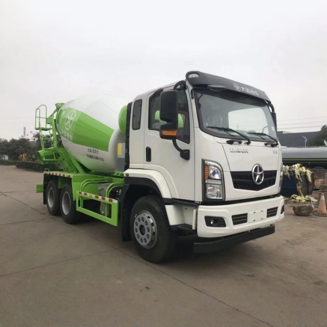 Dayun Zhisheng 245 Horsepower  Concrete Mixer Truck (Rear Eight-Wheel)