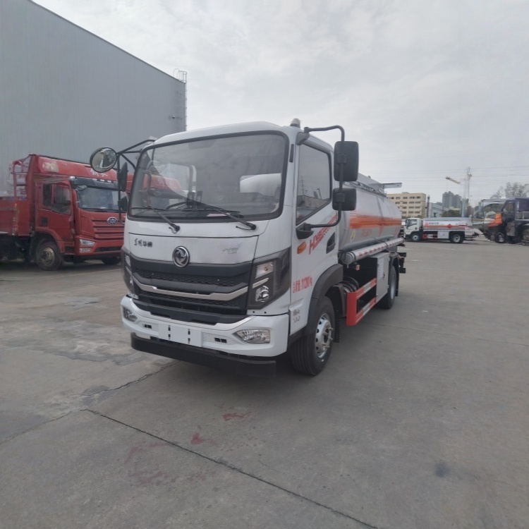 DFL Huashen DV3 10000L Mobile Refueling Truck / Oil Tanker