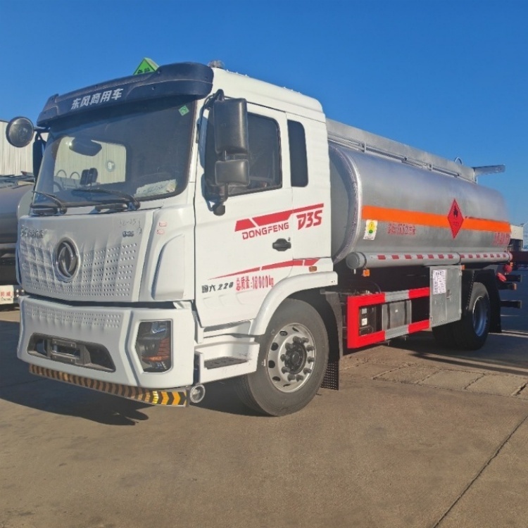 DFL D3S National VI Yuchai 220 HP 15500L  Refueling Truck