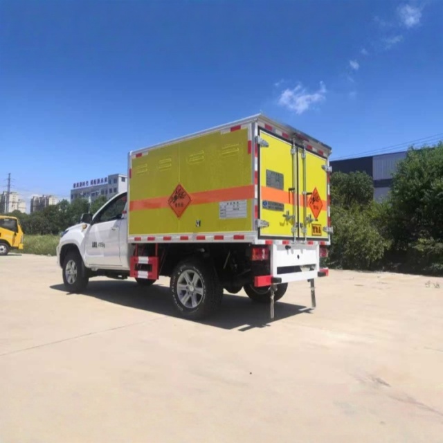 Foton 4x4 Pickup Explosive Materials Transport Truck / Blasting Equipment Transport Vehicle