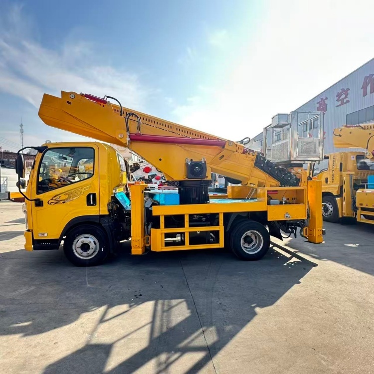 FAW  J6F 36-Meter Blue License Quanchai 150 hp  3300mm Wheelbase  Aerial Work Vehicle