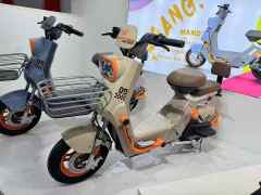 Wholesale 2025 New Electric City Bike Ebike 800W Fashion Electric City Bike With Basket
