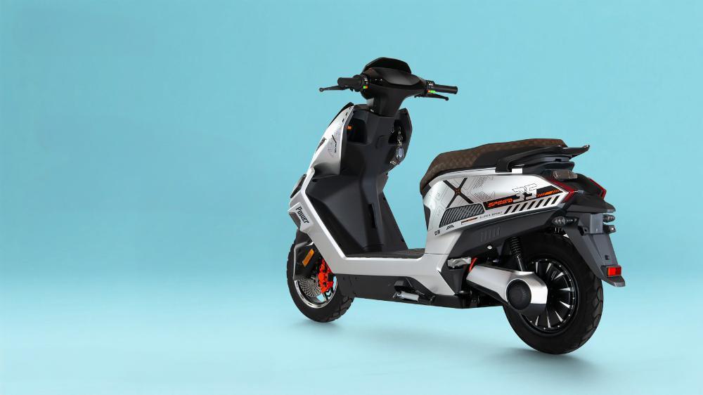 Wholesale 2500W High-Power Electric Motorcycles Hot Selling Long Rang 72v Voltage 80km/h Option for Lithium Lead-Acid Batteries