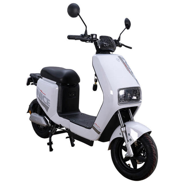 2023 New Electric Moped Scooter 800W 60V Cheap Adult Motorcycle Electric Bike Scooter With Pedal