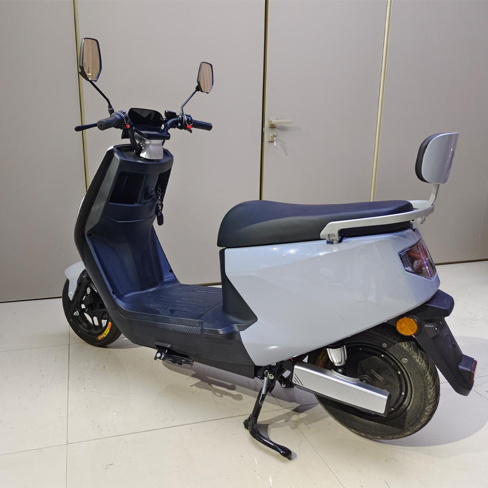 Wholesale 60W 1000W Motorcycle Electric Bike Lead Acid Scooter Long Range Adult Electric Moped