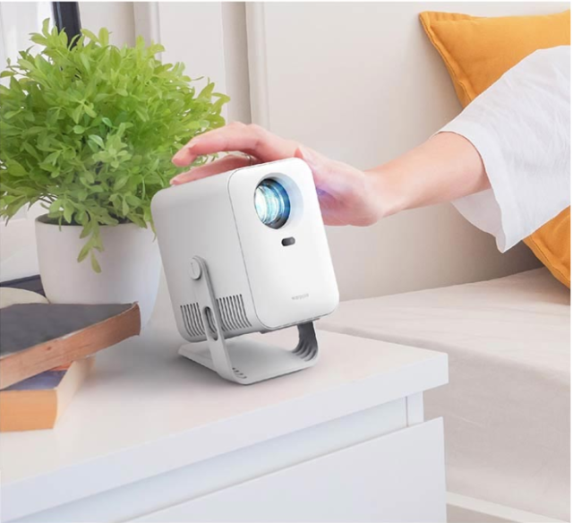 K6 Projector Amlogic 950S 150 Lumens ANSI 1280x720P