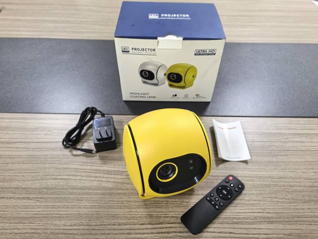 KQ3 Projector Allwinner H727 200 ANSI Lumens (Support Power Bank Charge)