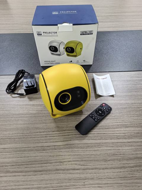 KQ3 Projector Allwinner H727 200 ANSI Lumens (Support Power Bank Charge)