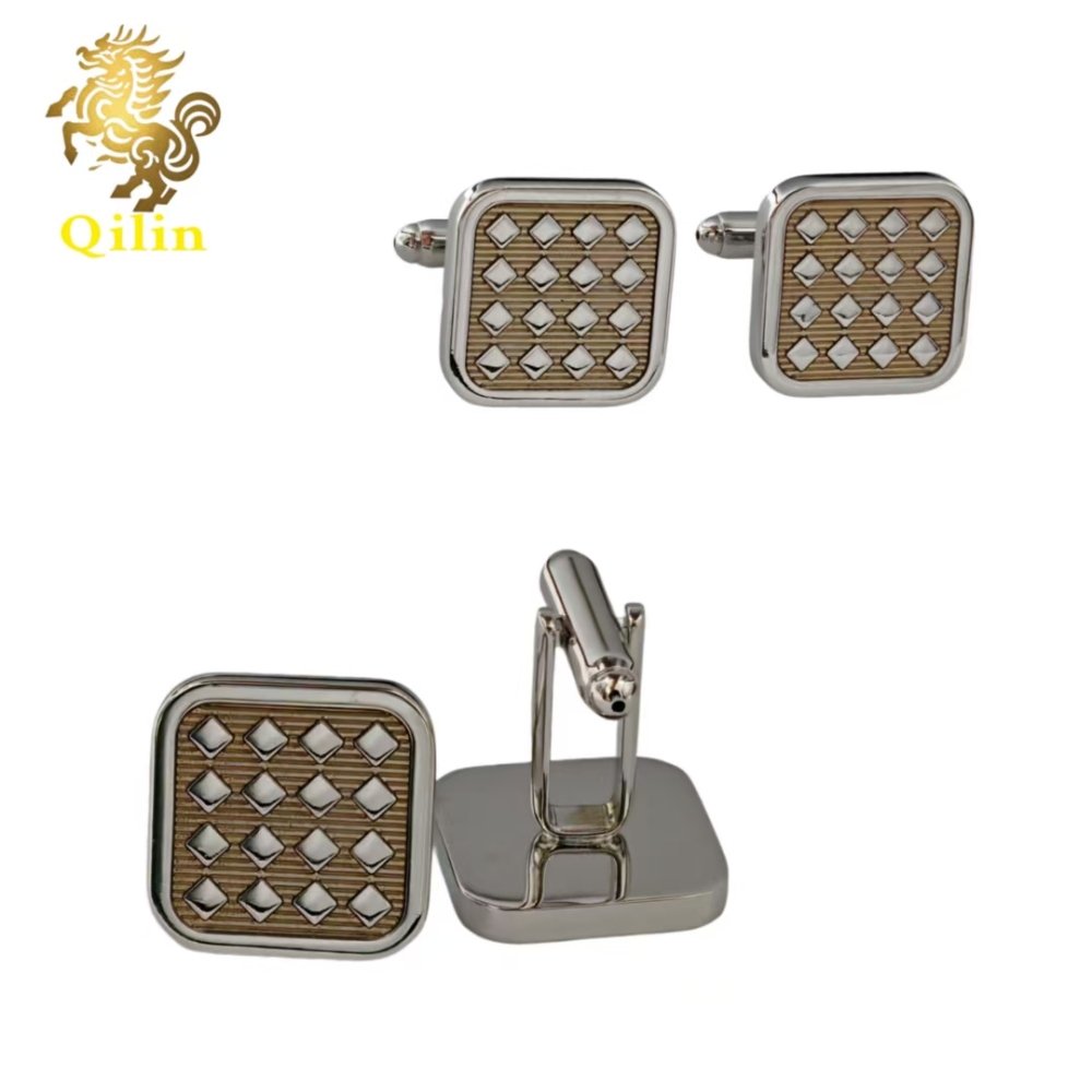 Qilin cufflink gift box is suitable for both men and women. The square - shaped metal cufflinks with stippling and silver edges are handmade, suitable for French - style shirts, and are also personalized gift accessories, applicable to various occasio