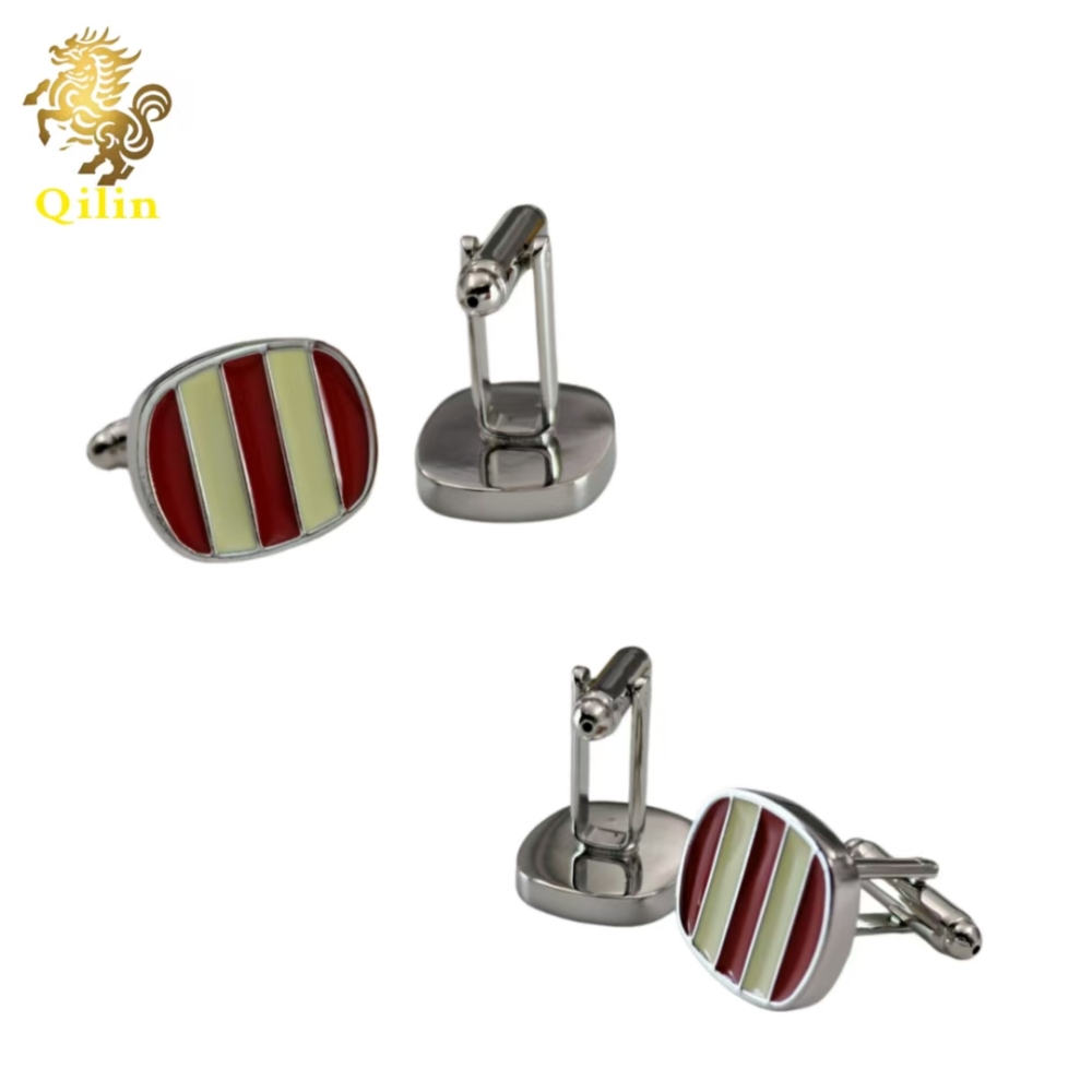 QiLin Unisex Cufflink Gift Box Packaging. Handmade classic metal silver cufflinks, suitable for French-style shirts, as well as personalized gift accessories, and applicable to various occasions.