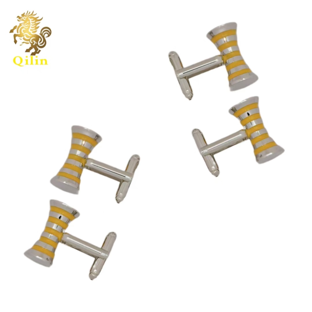 The Qilin cufflink gift box is suitable for both men and women. These handmade colorful cufflinks with an inner arc shape are suitable for matching with French-style shirts. They are also highly personalized gift accessories and can be applied to various