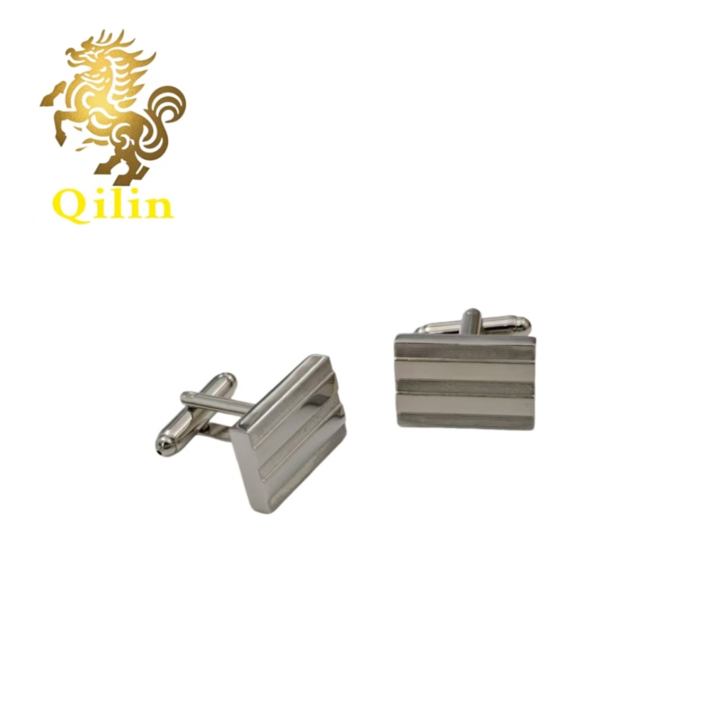 QiLin Unisex Cufflink Gift Box Packaging. Handmade classic metal silver cufflinks, suitable for French-style shirts, as well as personalized gift accessories, and applicable to various occasions.