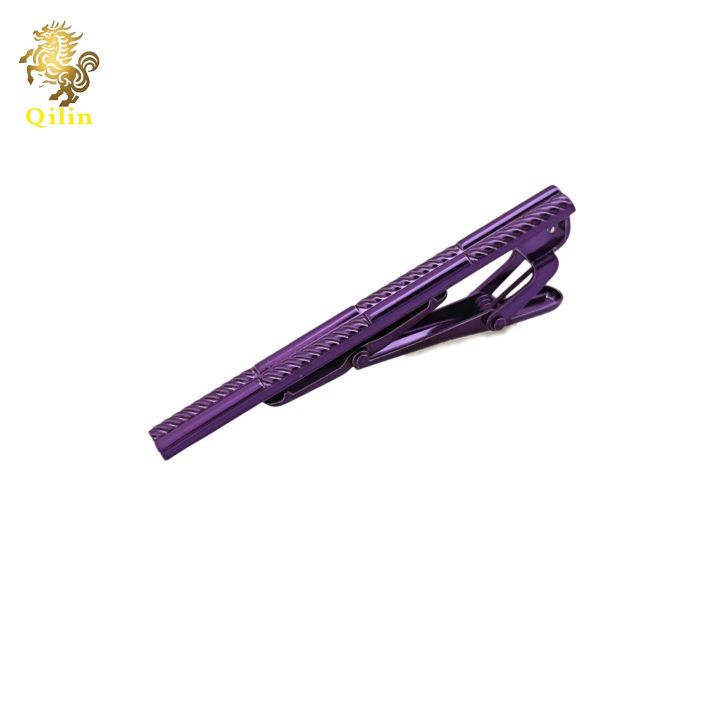 The QILIN tie clip is a fashion pioneer with classic styles. It is the perfect choice for weddings, business occasions, and as a gift for men.